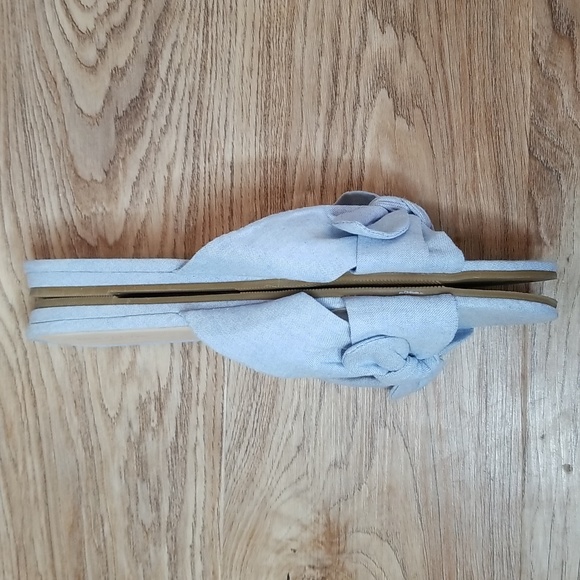 Ann Taylor Light Blue Open Toe Flats Size 8 - Picture 7 of 10